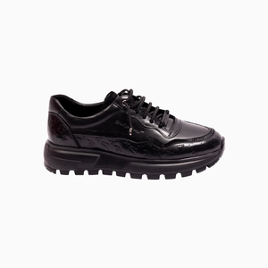 Monogram Heritage Sneaker - 100228