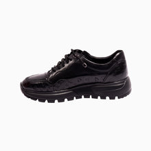 Load image into Gallery viewer, Monogram Heritage Sneaker - 100228