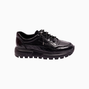 Monogram Heritage Sneaker - 100228